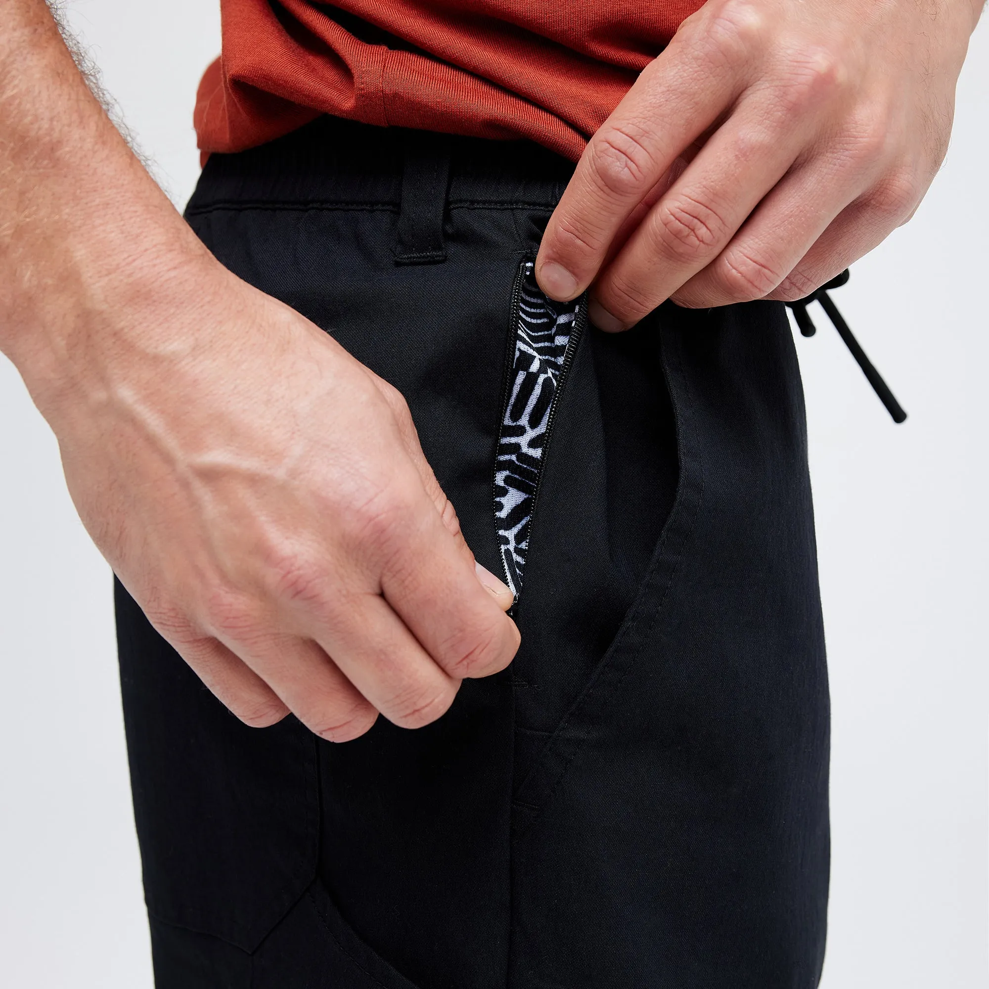 COMPOUND PANT WITH FRESHTEK™